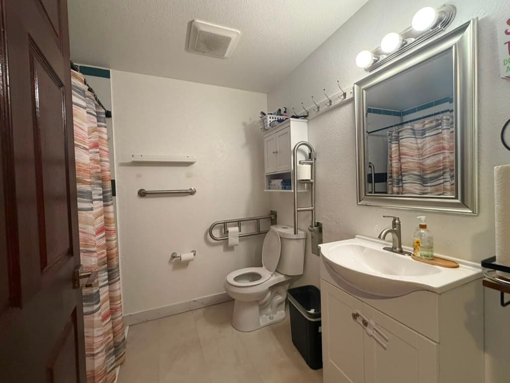 Accessible bathroom at Victory Gardens 2